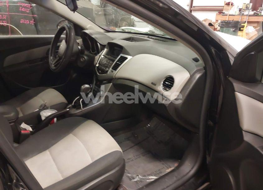 Photo 5 of 2012 Chevrolet Cruze LS (VIN 1G1PC5SH0C7276043)