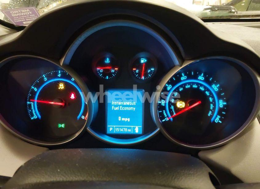 Photo 7 of 2012 Chevrolet Cruze LS (VIN 1G1PC5SH0C7276043)