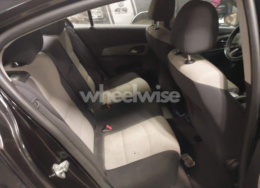 Photo 8 of 2012 Chevrolet Cruze LS (VIN 1G1PC5SH0C7276043)