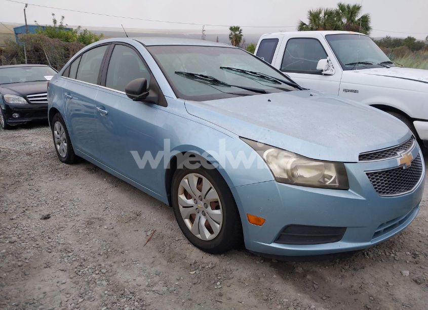 2012 Chevrolet Cruze LS (VIN 1G1PC5SH0C7307520) main photo