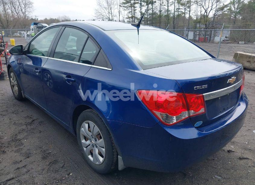 Photo 3 of 2012 Chevrolet Cruze LS (VIN 1G1PC5SH0C7312846)