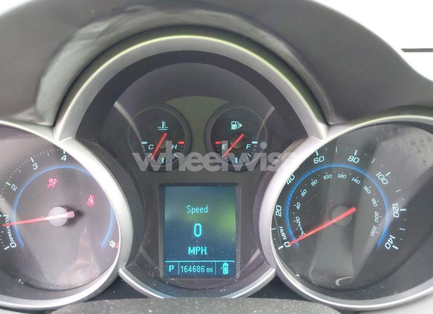 Photo 15 of 2012 Chevrolet Cruze LS (VIN 1G1PC5SH0C7330652)