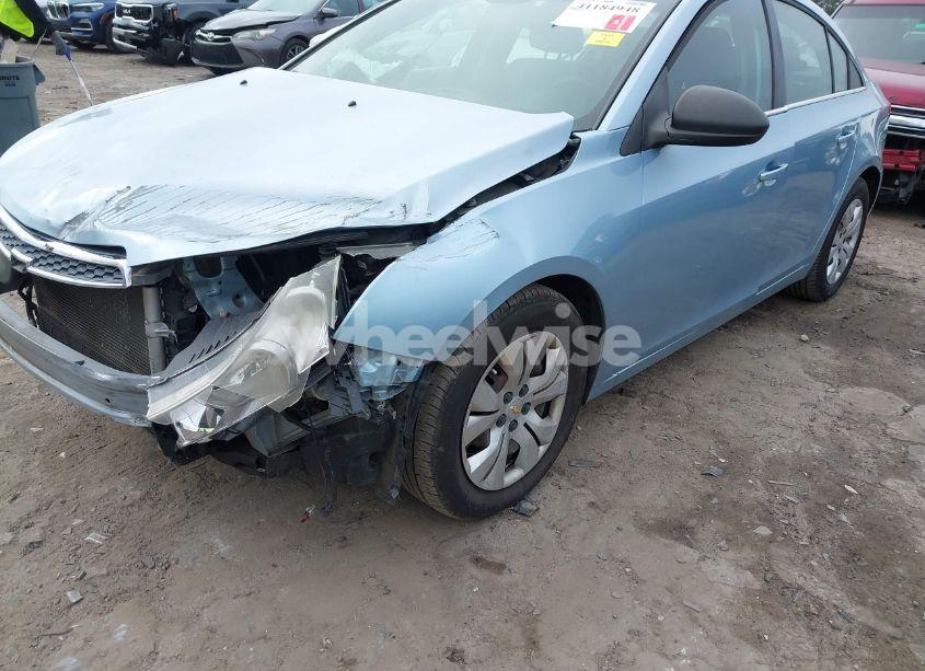 Photo 6 of 2012 Chevrolet Cruze LS (VIN 1G1PC5SH0C7330652)