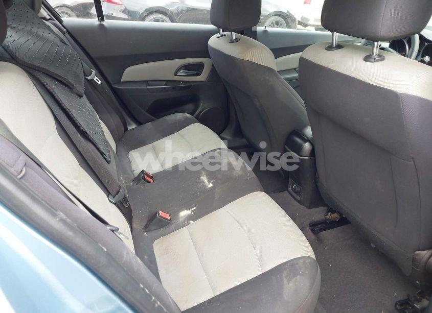 Photo 8 of 2012 Chevrolet Cruze LS (VIN 1G1PC5SH0C7330652)