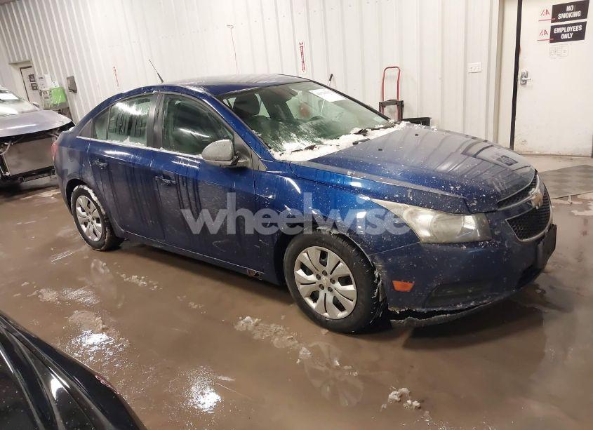 2012 Chevrolet Cruze LS (VIN 1G1PC5SH0C7355132) main photo