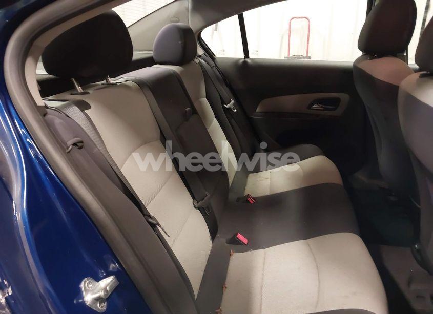 Photo 8 of 2012 Chevrolet Cruze LS (VIN 1G1PC5SH0C7355132)