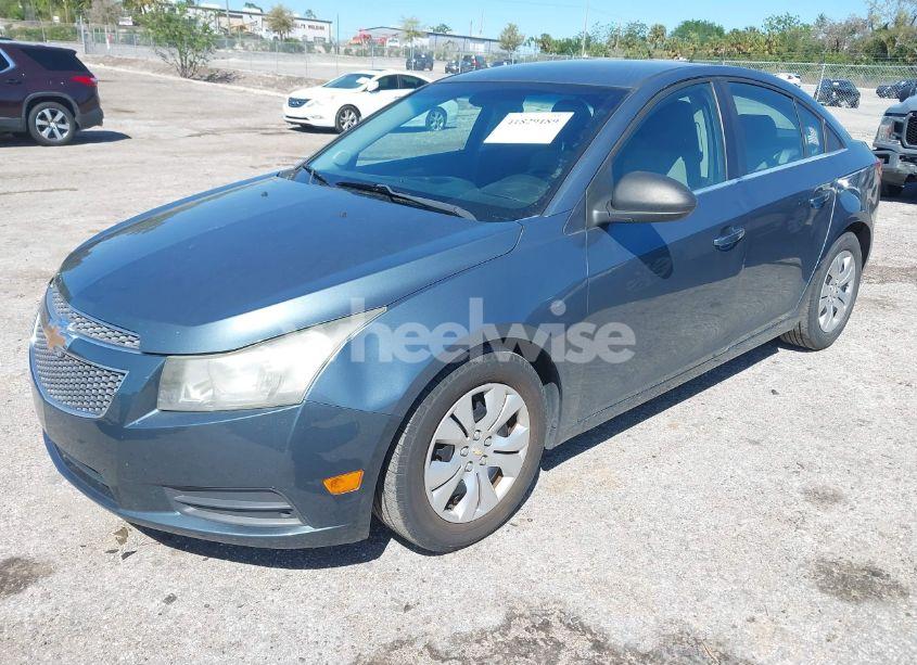 Photo 2 of 2012 Chevrolet Cruze LS (VIN 1G1PC5SH0C7359505)