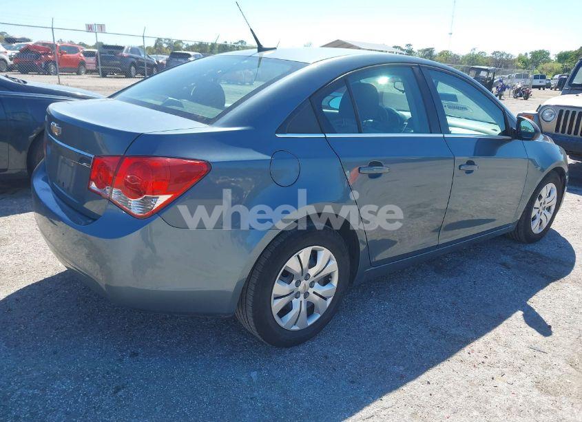 Photo 4 of 2012 Chevrolet Cruze LS (VIN 1G1PC5SH0C7359505)