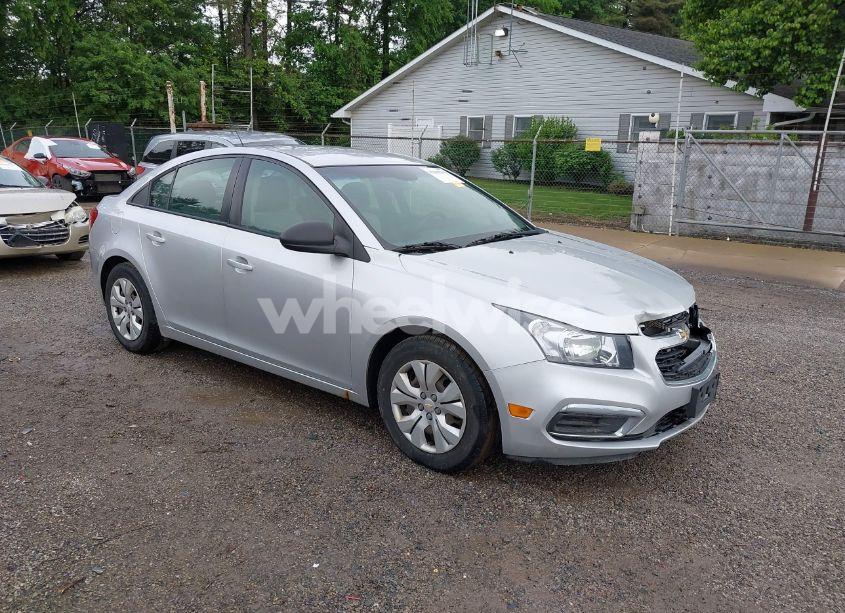 2016 Chevrolet Cruze LIMITED LS AUTO (VIN 1G1PC5SH0G7164705) main photo
