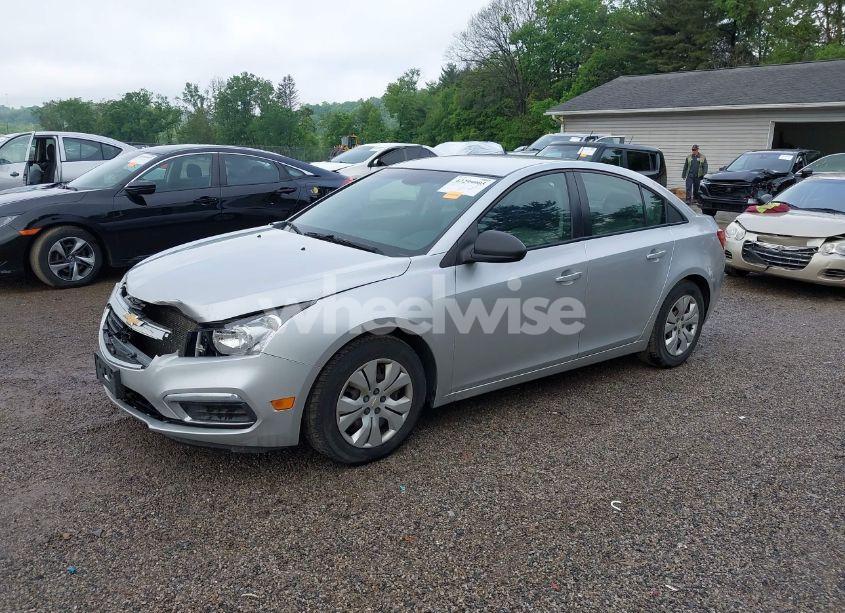 Photo 2 of 2016 Chevrolet Cruze LIMITED LS AUTO (VIN 1G1PC5SH0G7164705)