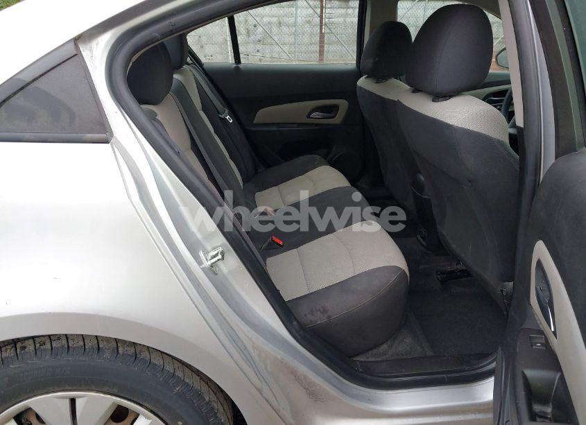 Photo 8 of 2016 Chevrolet Cruze LIMITED LS AUTO (VIN 1G1PC5SH0G7164705)