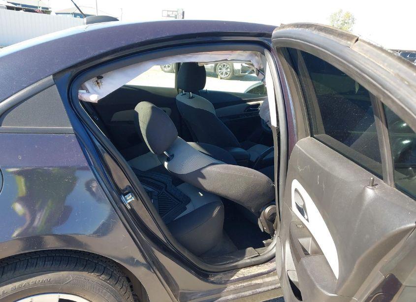 Photo 8 of 2016 Chevrolet Cruze LIMITED LS AUTO (VIN 1G1PC5SH0G7170939)