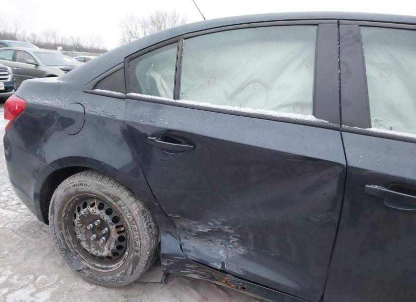 Photo 6 of 2016 Chevrolet Cruze LIMITED LS AUTO (VIN 1G1PC5SH0G7175588)