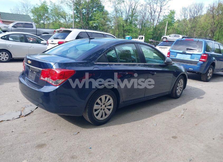 Photo 4 of 2011 Chevrolet Cruze LS (VIN 1G1PC5SH1B7179402)