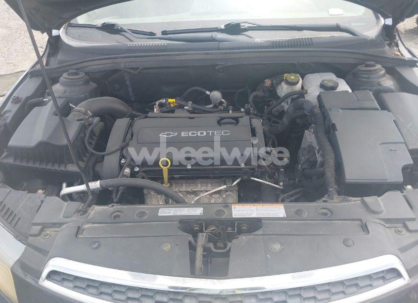 Photo 10 of 2011 Chevrolet Cruze LS (VIN 1G1PC5SH1B7294355)