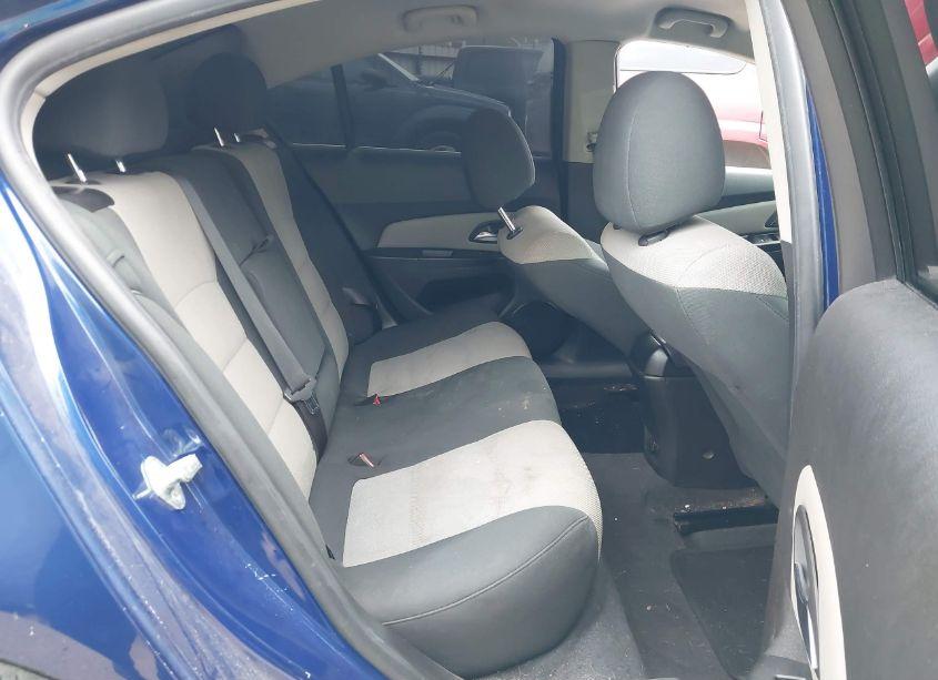 Photo 8 of 2012 Chevrolet Cruze LS (VIN 1G1PC5SH1C7109075)