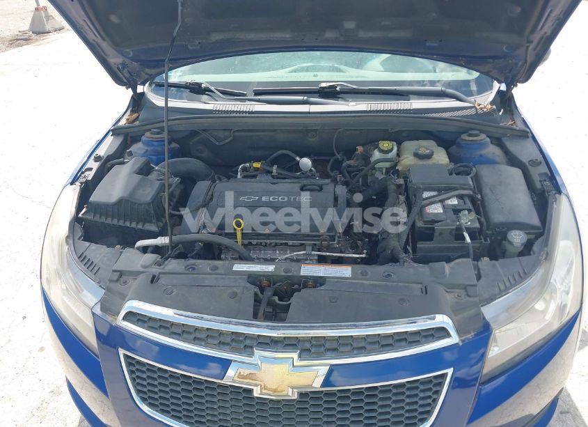 Photo 10 of 2012 Chevrolet Cruze LS (VIN 1G1PC5SH1C7129102)