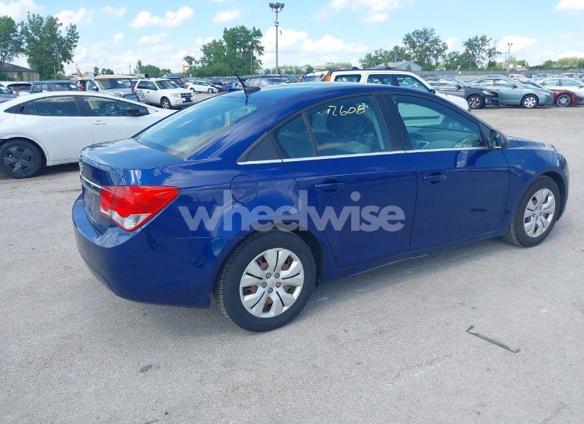 Photo 4 of 2012 Chevrolet Cruze LS (VIN 1G1PC5SH1C7129102)