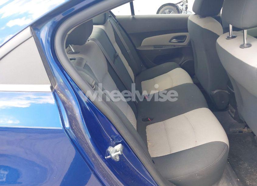 Photo 8 of 2012 Chevrolet Cruze LS (VIN 1G1PC5SH1C7129102)