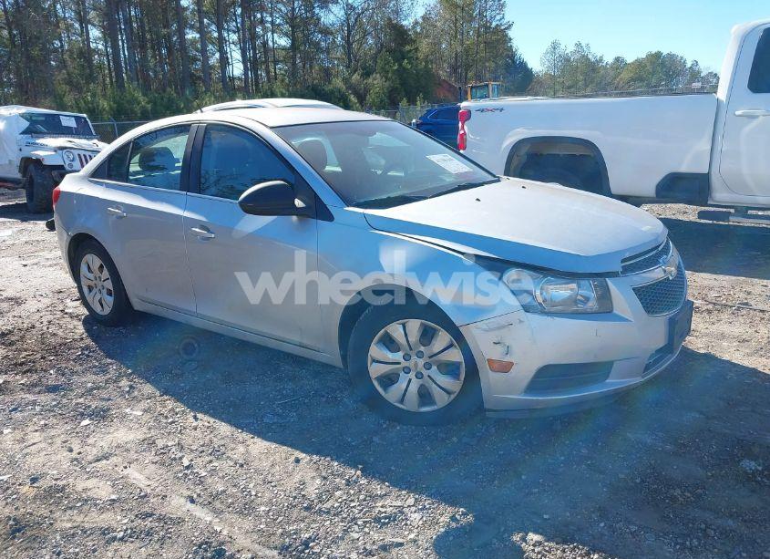 2012 Chevrolet Cruze LS (VIN 1G1PC5SH1C7169048) main photo
