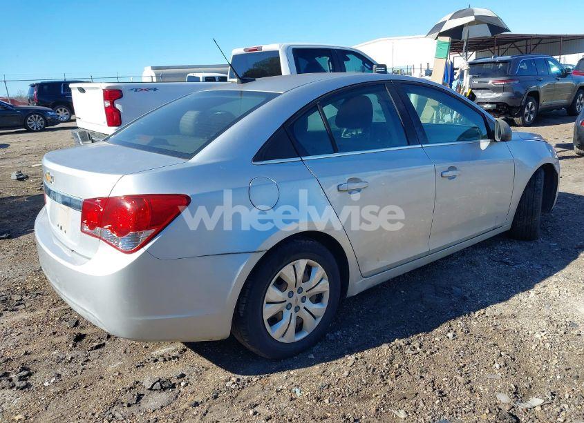 Photo 4 of 2012 Chevrolet Cruze LS (VIN 1G1PC5SH1C7169048)