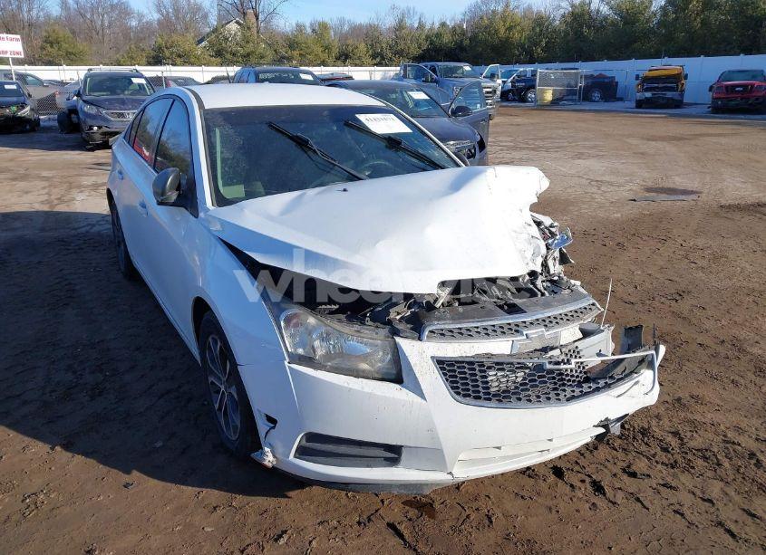 2012 Chevrolet Cruze LS (VIN 1G1PC5SH1C7176064) main photo