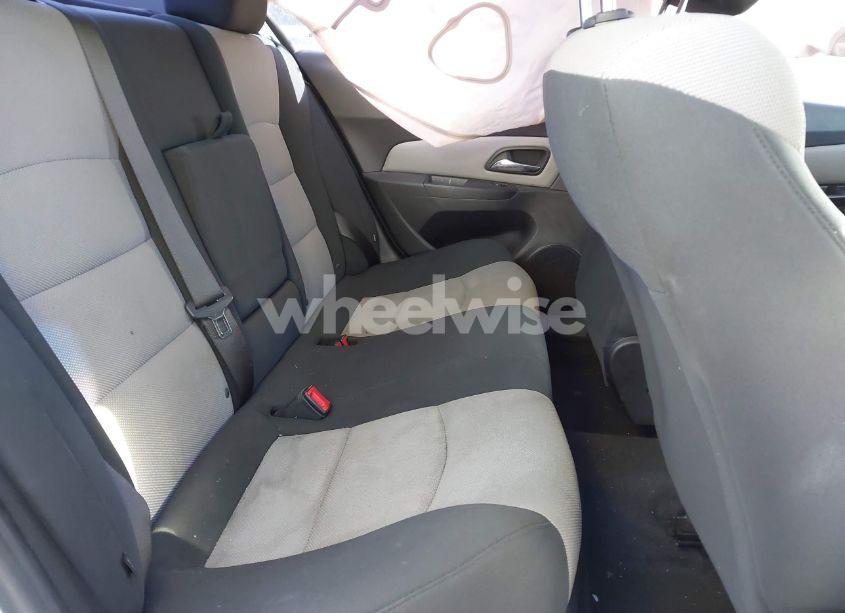 Photo 8 of 2012 Chevrolet Cruze LS (VIN 1G1PC5SH1C7176064)
