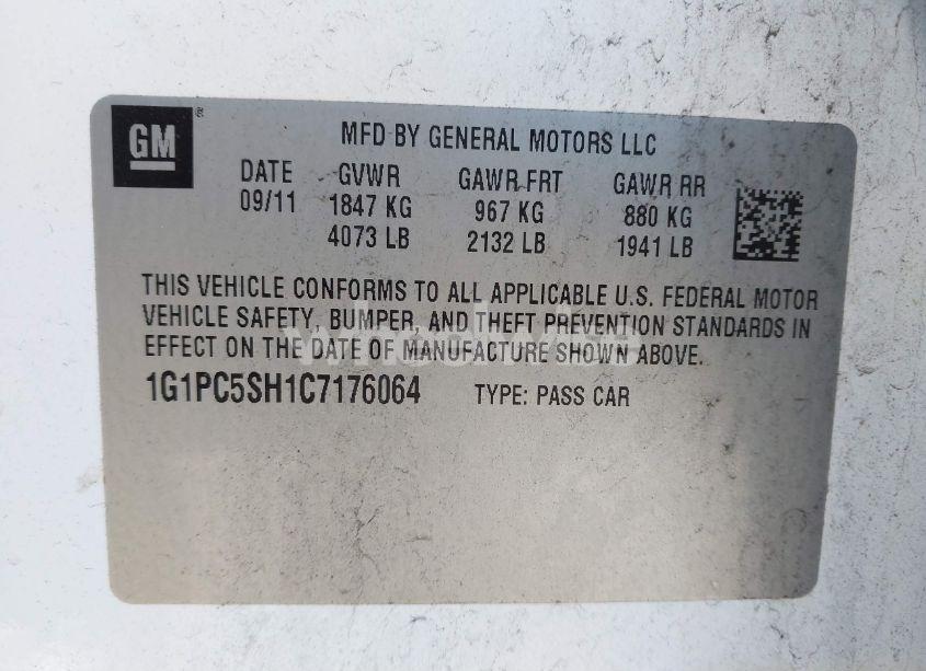 Photo 9 of 2012 Chevrolet Cruze LS (VIN 1G1PC5SH1C7176064)