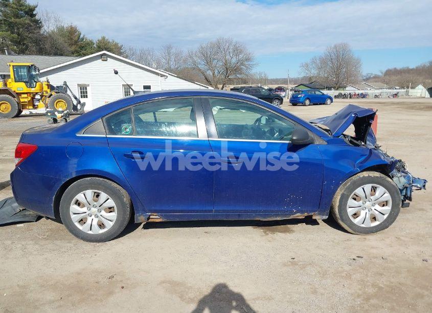 Photo 14 of 2012 Chevrolet Cruze LS (VIN 1G1PC5SH1C7291294)