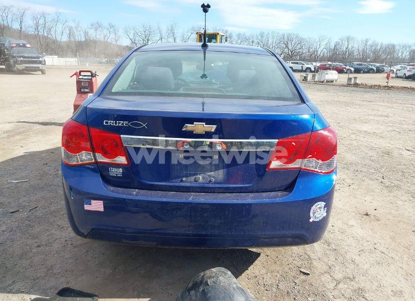 Photo 17 of 2012 Chevrolet Cruze LS (VIN 1G1PC5SH1C7291294)