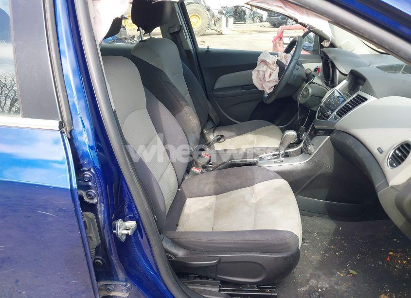 Photo 5 of 2012 Chevrolet Cruze LS (VIN 1G1PC5SH1C7291294)