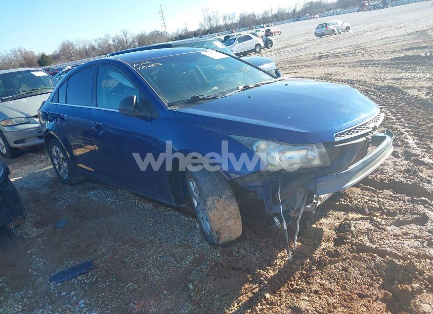 2012 Chevrolet Cruze LS (VIN 1G1PC5SH1C7315187) main photo