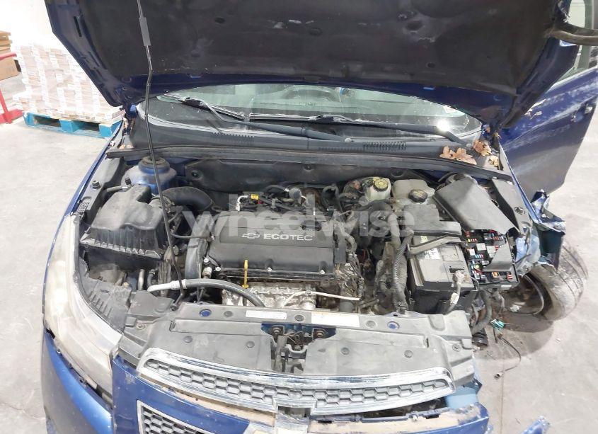 Photo 10 of 2012 Chevrolet Cruze LS (VIN 1G1PC5SH1C7315187)