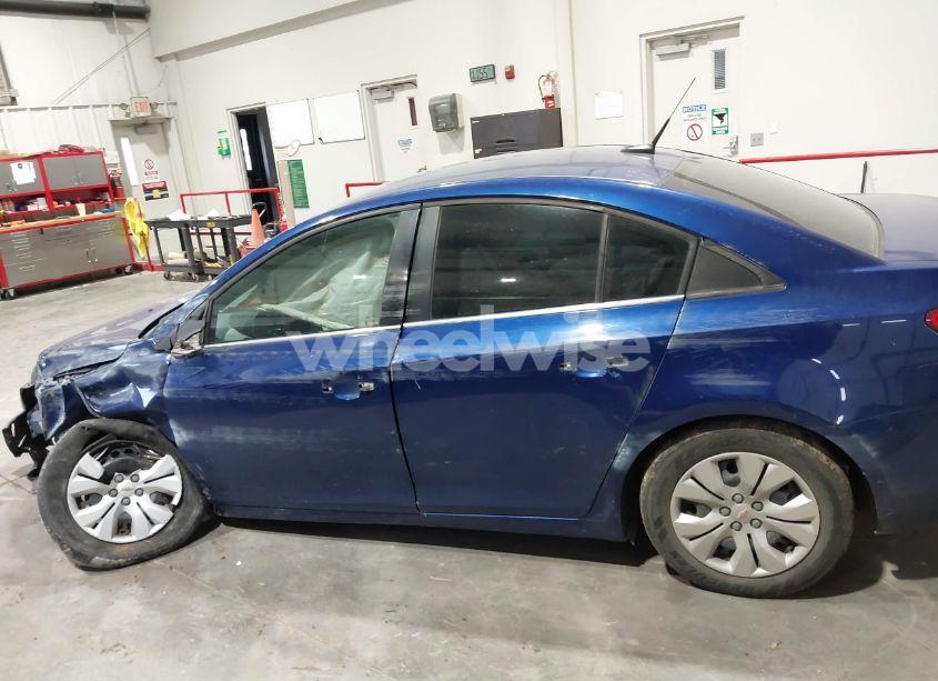 Photo 14 of 2012 Chevrolet Cruze LS (VIN 1G1PC5SH1C7315187)