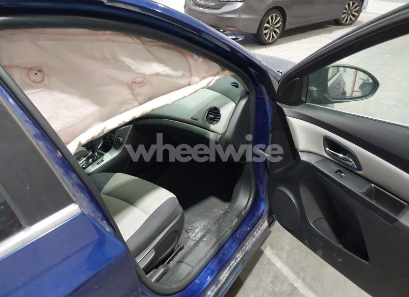 Photo 5 of 2012 Chevrolet Cruze LS (VIN 1G1PC5SH1C7315187)