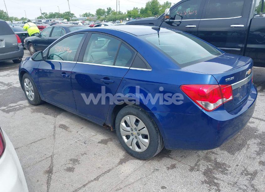 Photo 3 of 2012 Chevrolet Cruze LS (VIN 1G1PC5SH1C7400109)