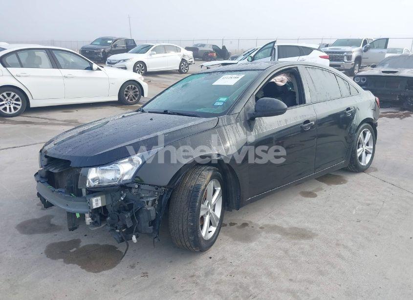 Photo 2 of 2016 Chevrolet Cruze LIMITED LS AUTO (VIN 1G1PC5SH1G7113830)