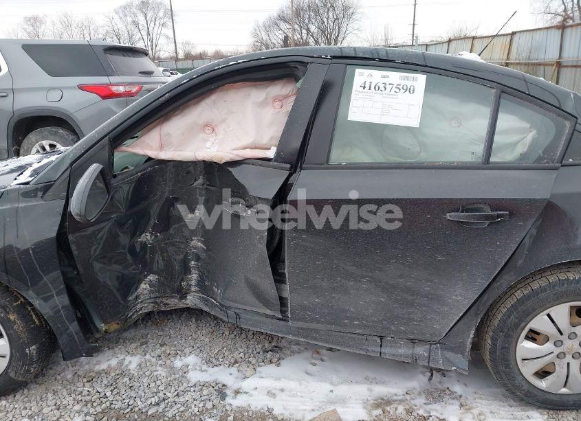 Photo 14 of 2016 Chevrolet Cruze LIMITED LS AUTO (VIN 1G1PC5SH1G7185689)