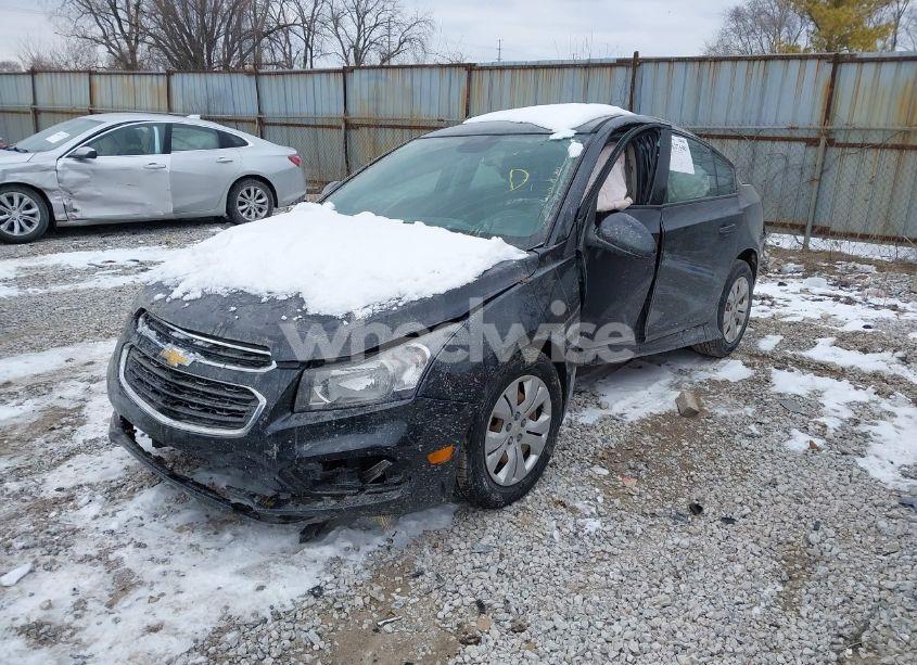 Photo 2 of 2016 Chevrolet Cruze LIMITED LS AUTO (VIN 1G1PC5SH1G7185689)