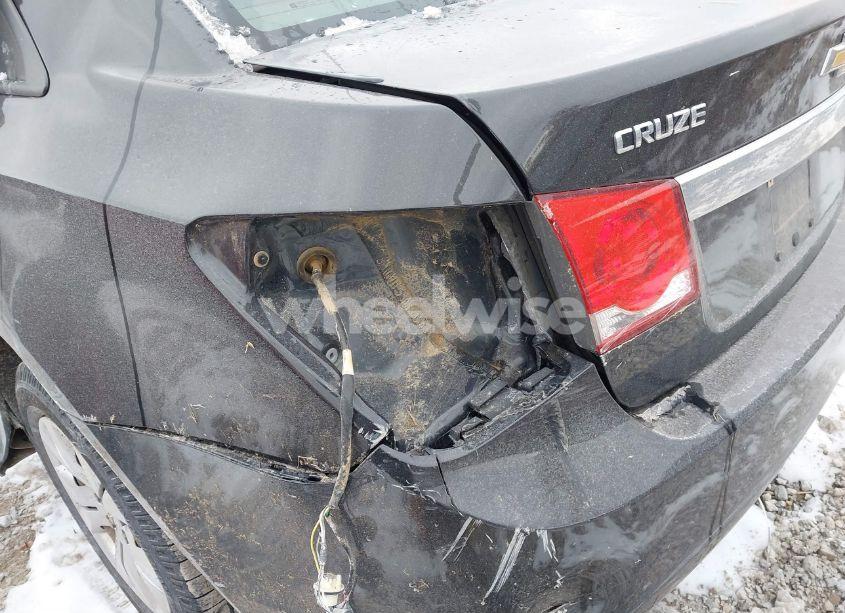 Photo 6 of 2016 Chevrolet Cruze LIMITED LS AUTO (VIN 1G1PC5SH1G7185689)
