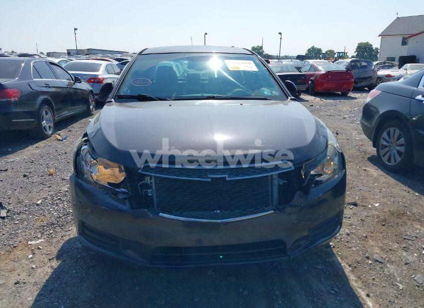 Photo 12 of 2011 Chevrolet Cruze LS (VIN 1G1PC5SH2B7108886)