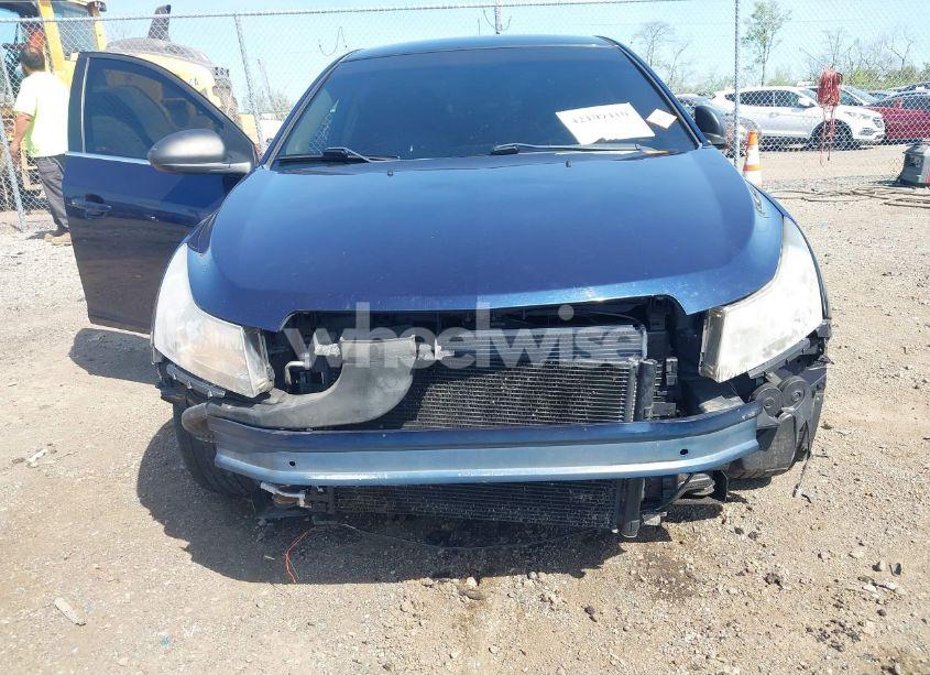 Photo 6 of 2011 Chevrolet Cruze LS (VIN 1G1PC5SH2B7158462)