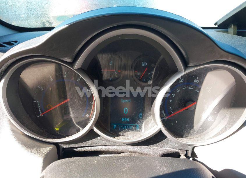 Photo 7 of 2011 Chevrolet Cruze LS (VIN 1G1PC5SH2B7177352)