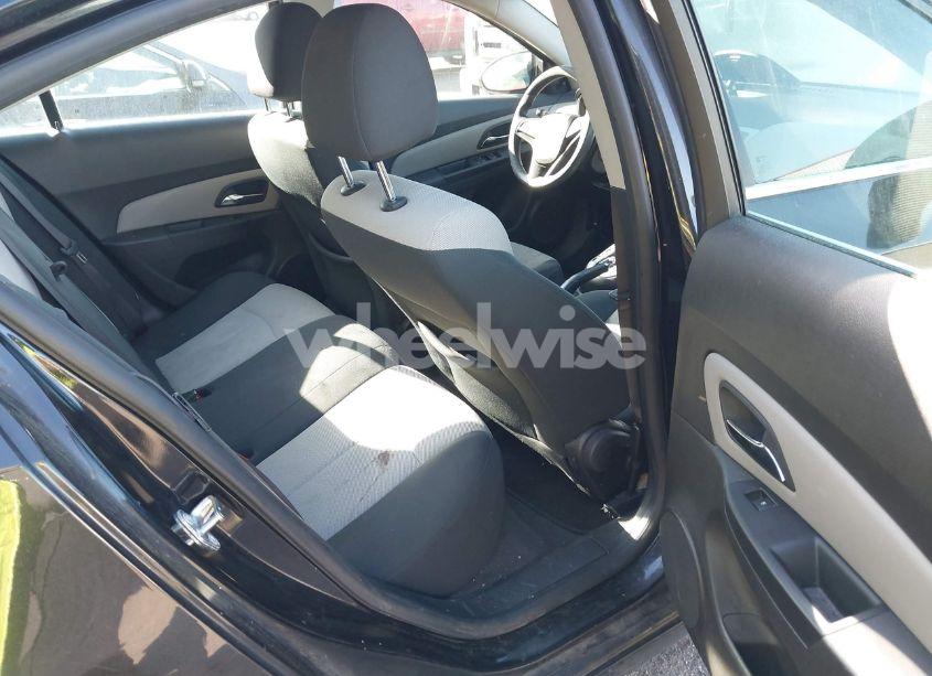 Photo 8 of 2011 Chevrolet Cruze LS (VIN 1G1PC5SH2B7177352)