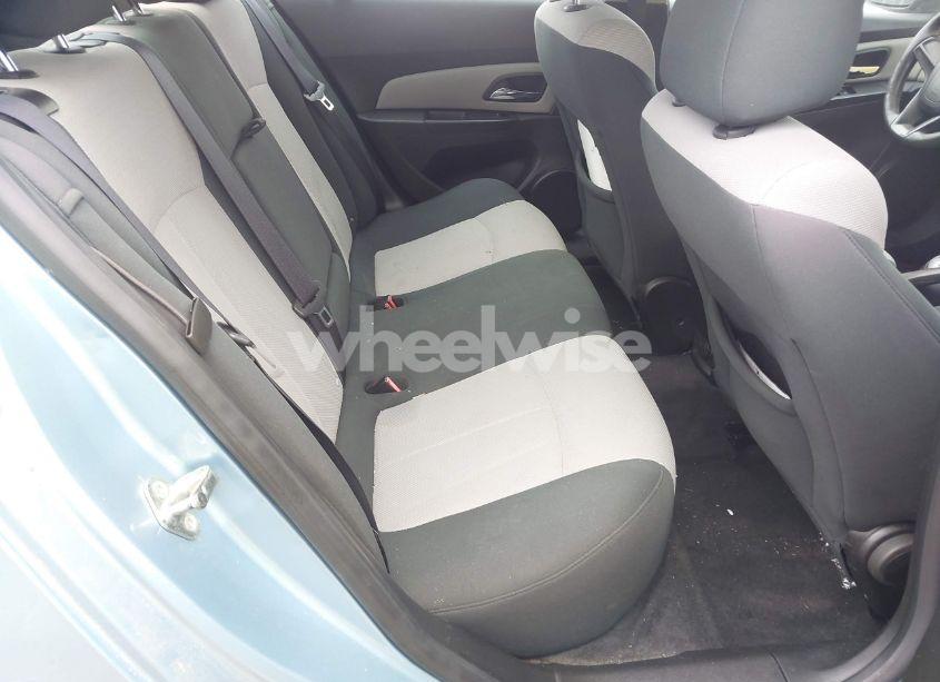 Photo 8 of 2011 Chevrolet Cruze LS (VIN 1G1PC5SH2B7282165)