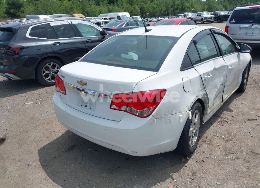 Photo 4 of 2011 Chevrolet Cruze LS (VIN 1G1PC5SH2B7283252)