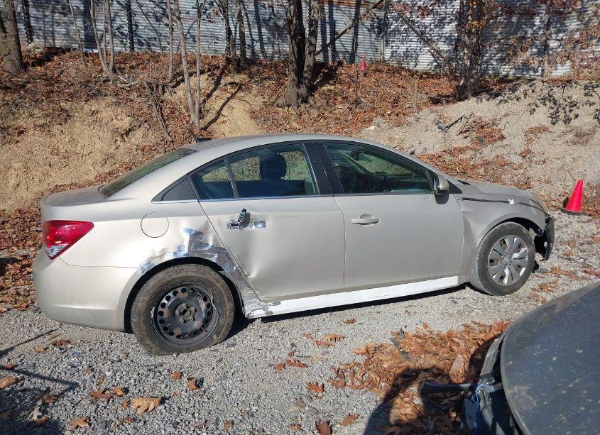 Photo 14 of 2012 Chevrolet Cruze LS (VIN 1G1PC5SH2C7164067)