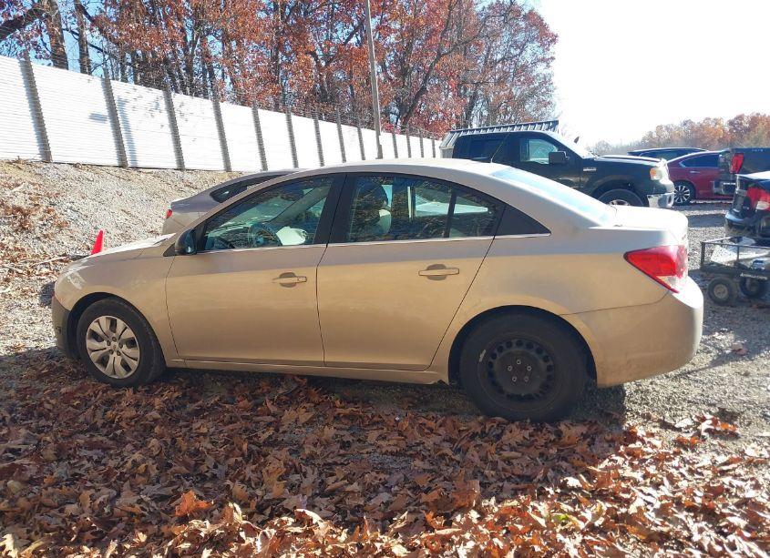 Photo 15 of 2012 Chevrolet Cruze LS (VIN 1G1PC5SH2C7164067)