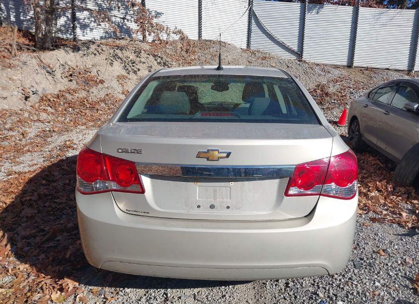 Photo 17 of 2012 Chevrolet Cruze LS (VIN 1G1PC5SH2C7164067)