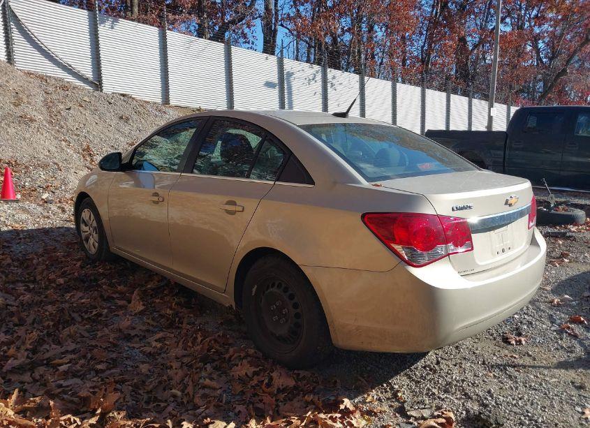 Photo 3 of 2012 Chevrolet Cruze LS (VIN 1G1PC5SH2C7164067)